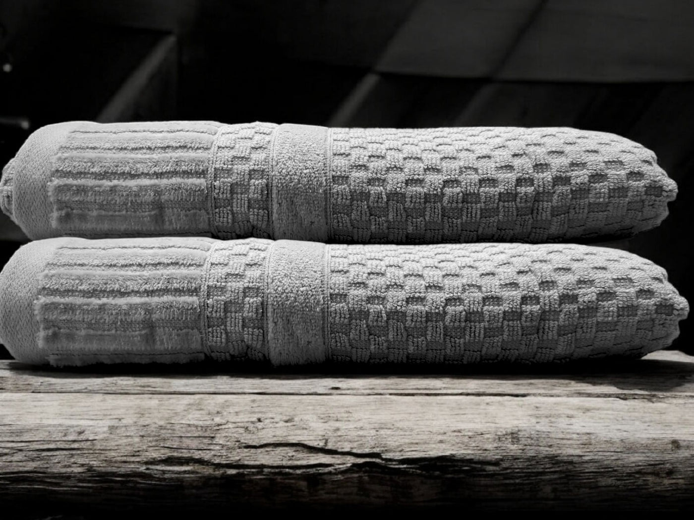 SoftTouch Duo: 2-Piece Luxury Towel Set In Light Grey